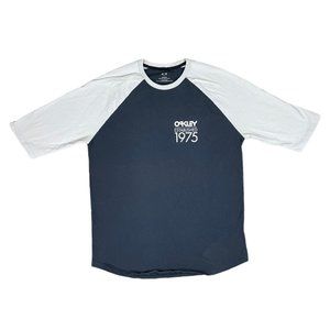 Oakley Est. 1975 Heavyweight 1/4 Sleeve T-Shirt